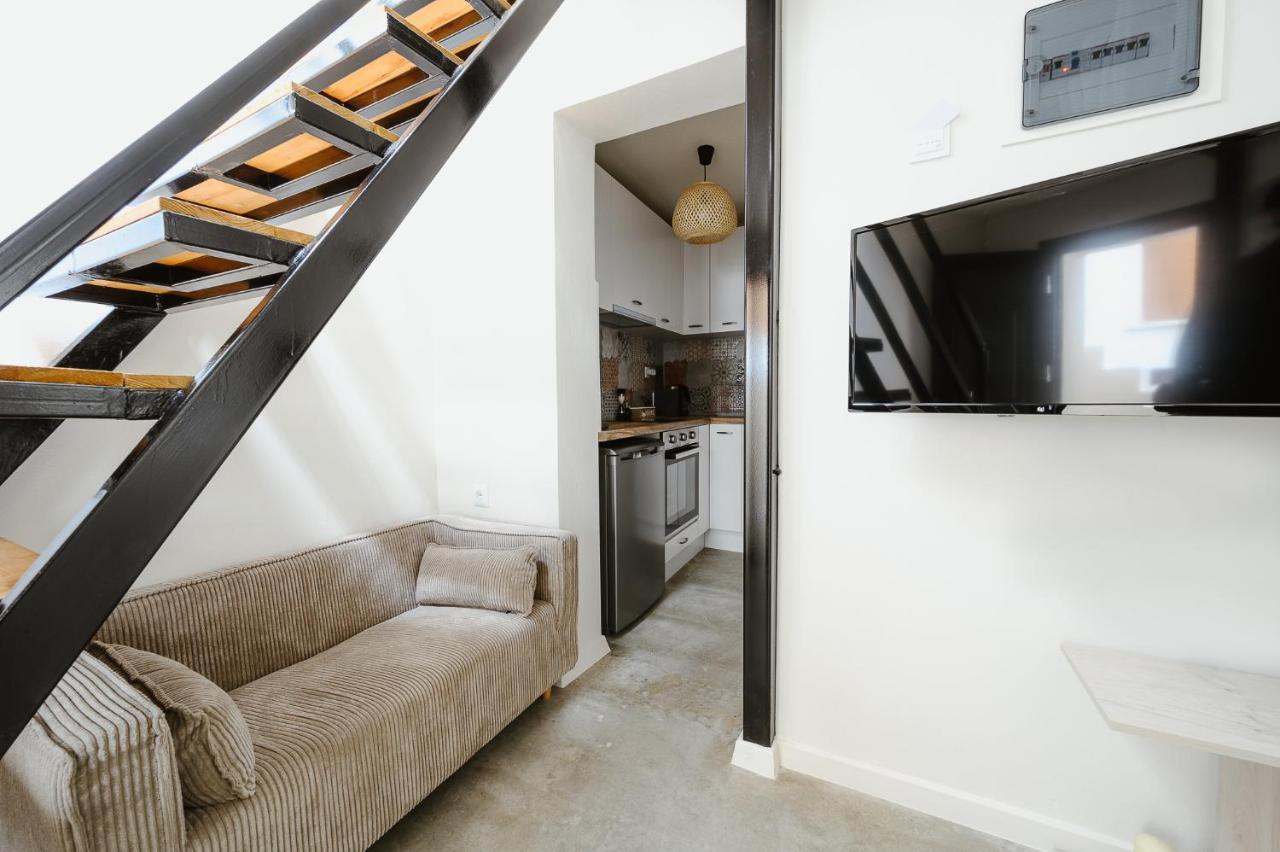 Lb Luxury Apartments 沃洛斯 外观 照片