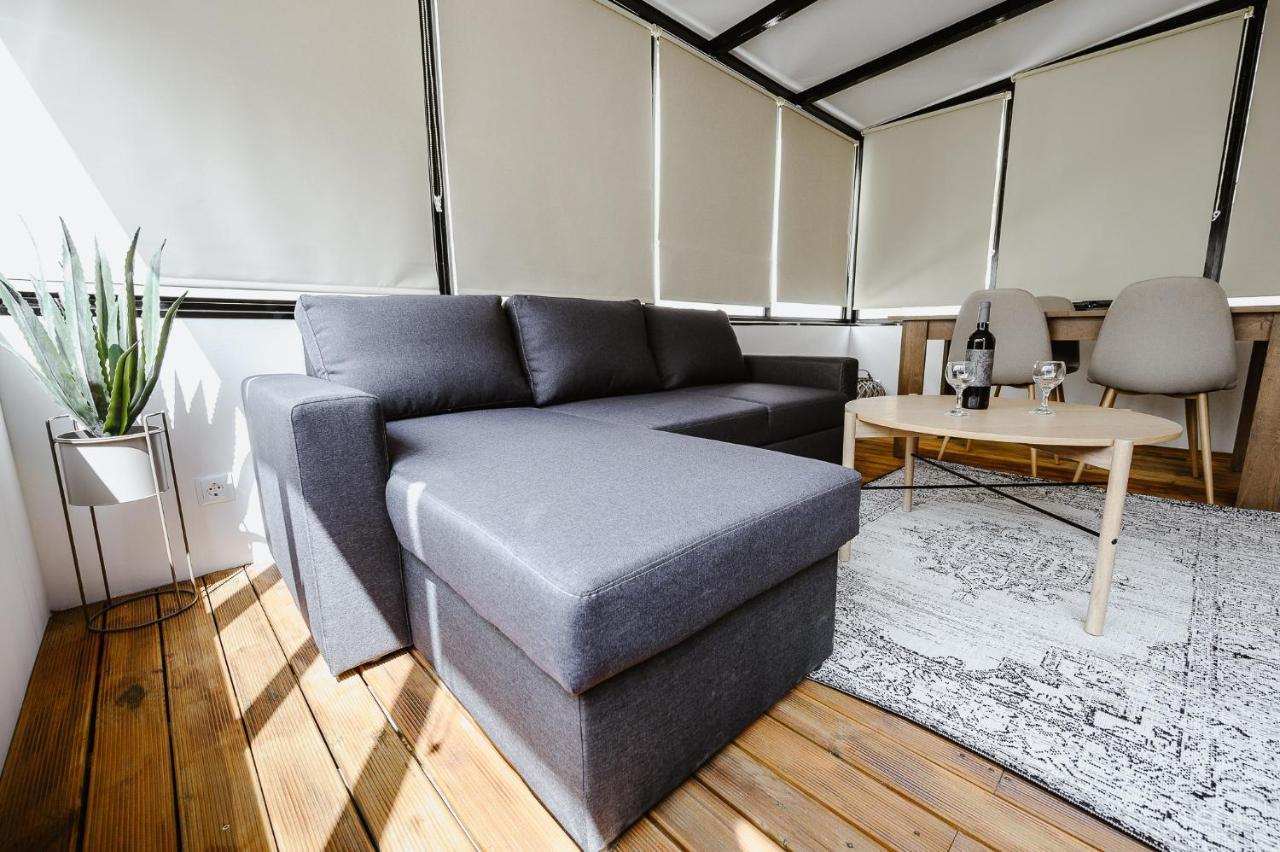 Lb Luxury Apartments 沃洛斯 外观 照片