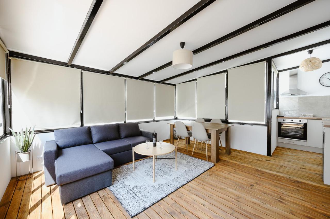 Lb Luxury Apartments 沃洛斯 外观 照片
