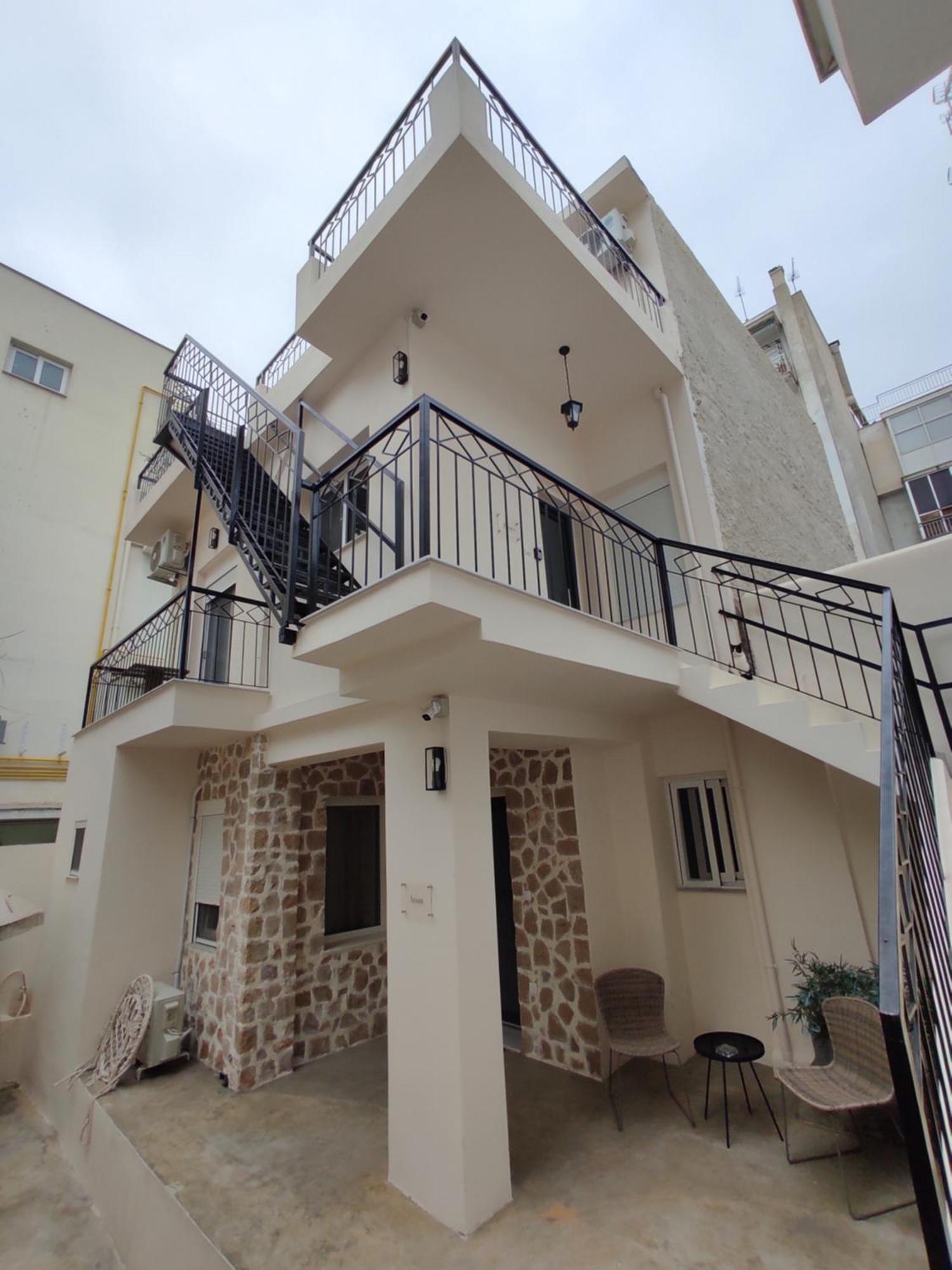 Lb Luxury Apartments 沃洛斯 外观 照片